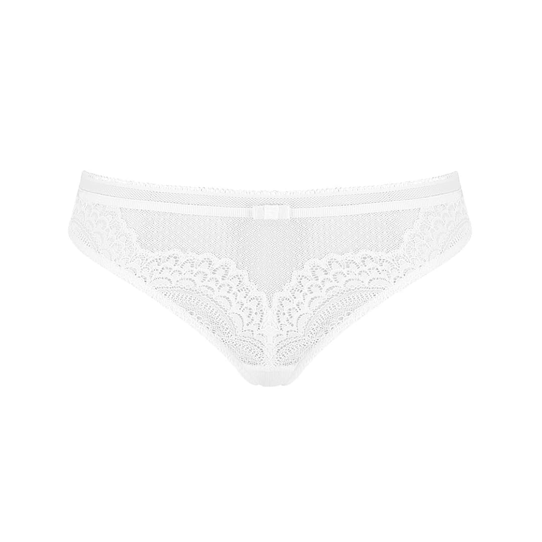 Beauty-Full Darling String in weiss