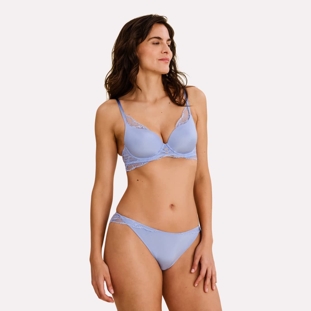 Cara BH mit Bügel, gefüttert in blau