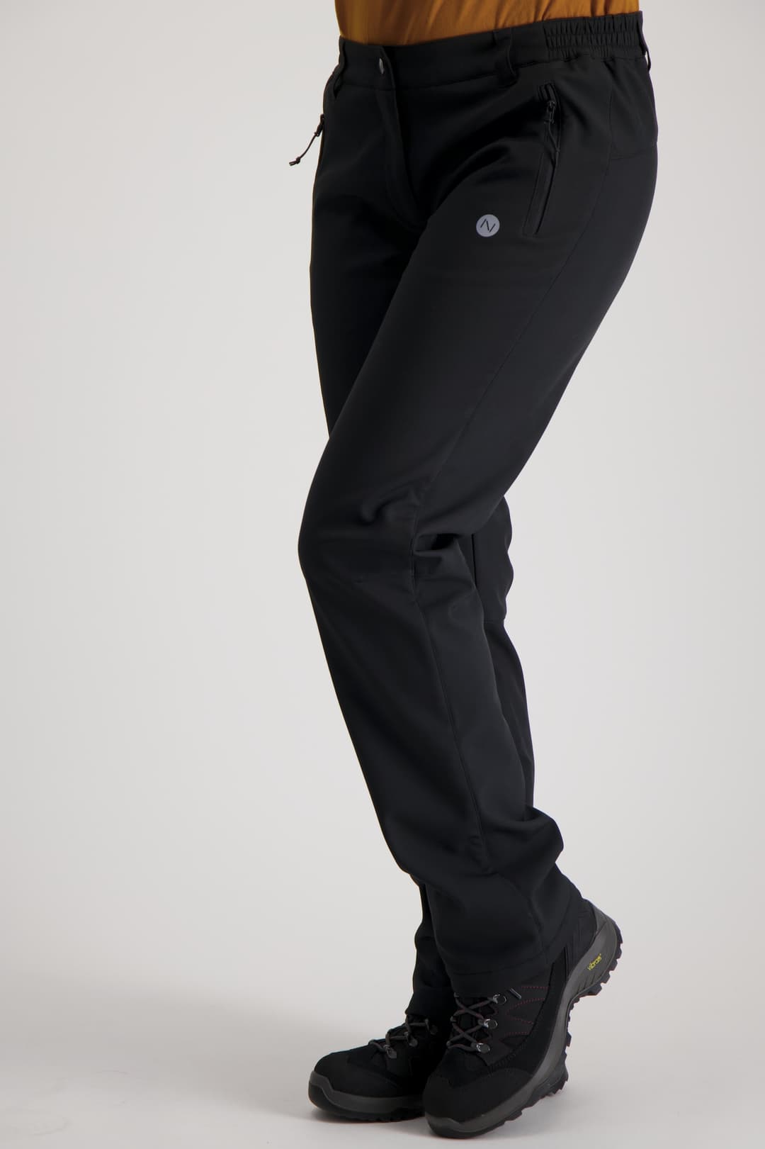 46 NORD Damen Softshellhose Schwarz, Damen, Größe: 42
