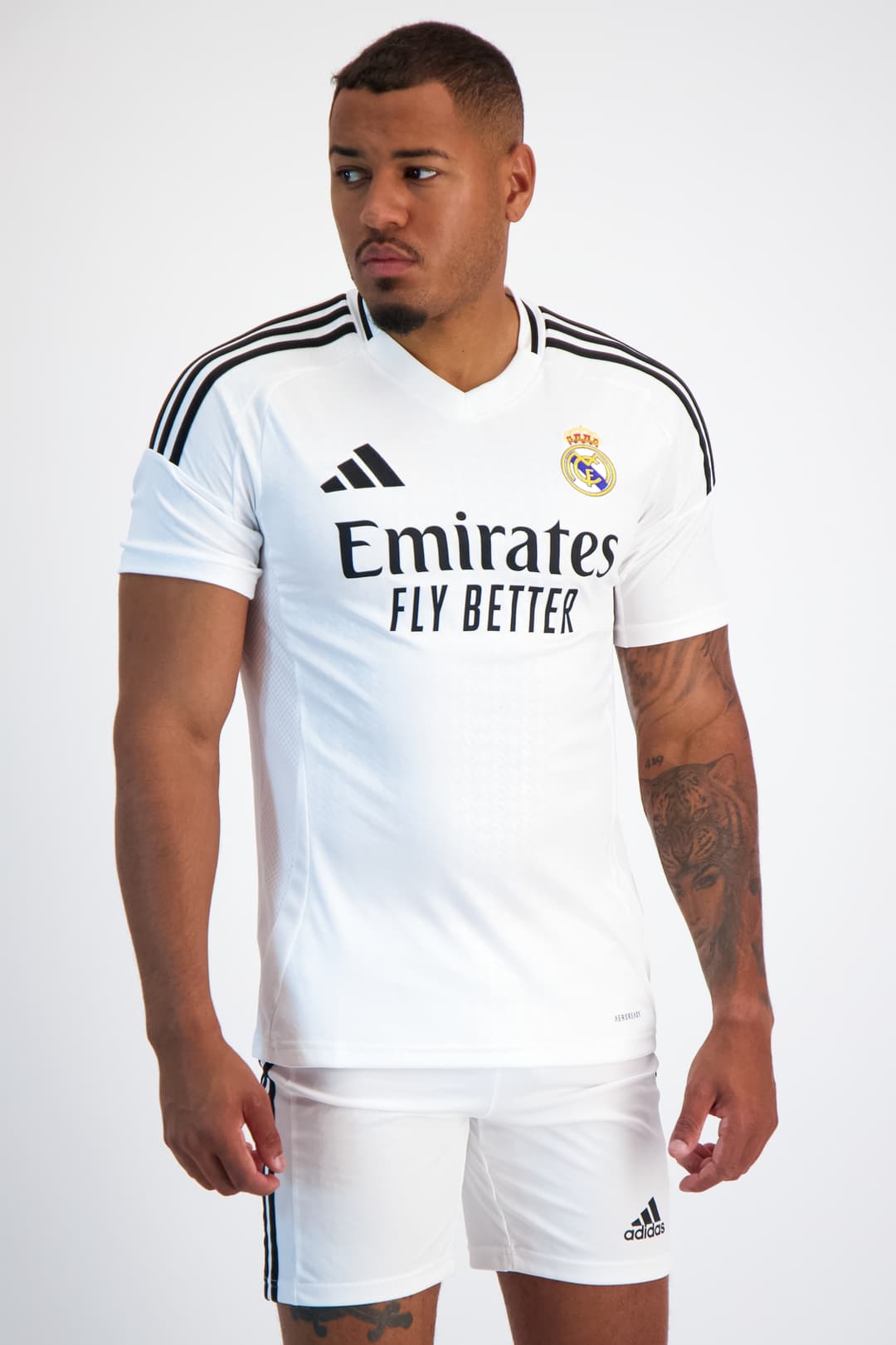 adidas Real Madrid Home Replica Herren Fussballtrikot 24/25 Weiss, Herren, Größe: XL