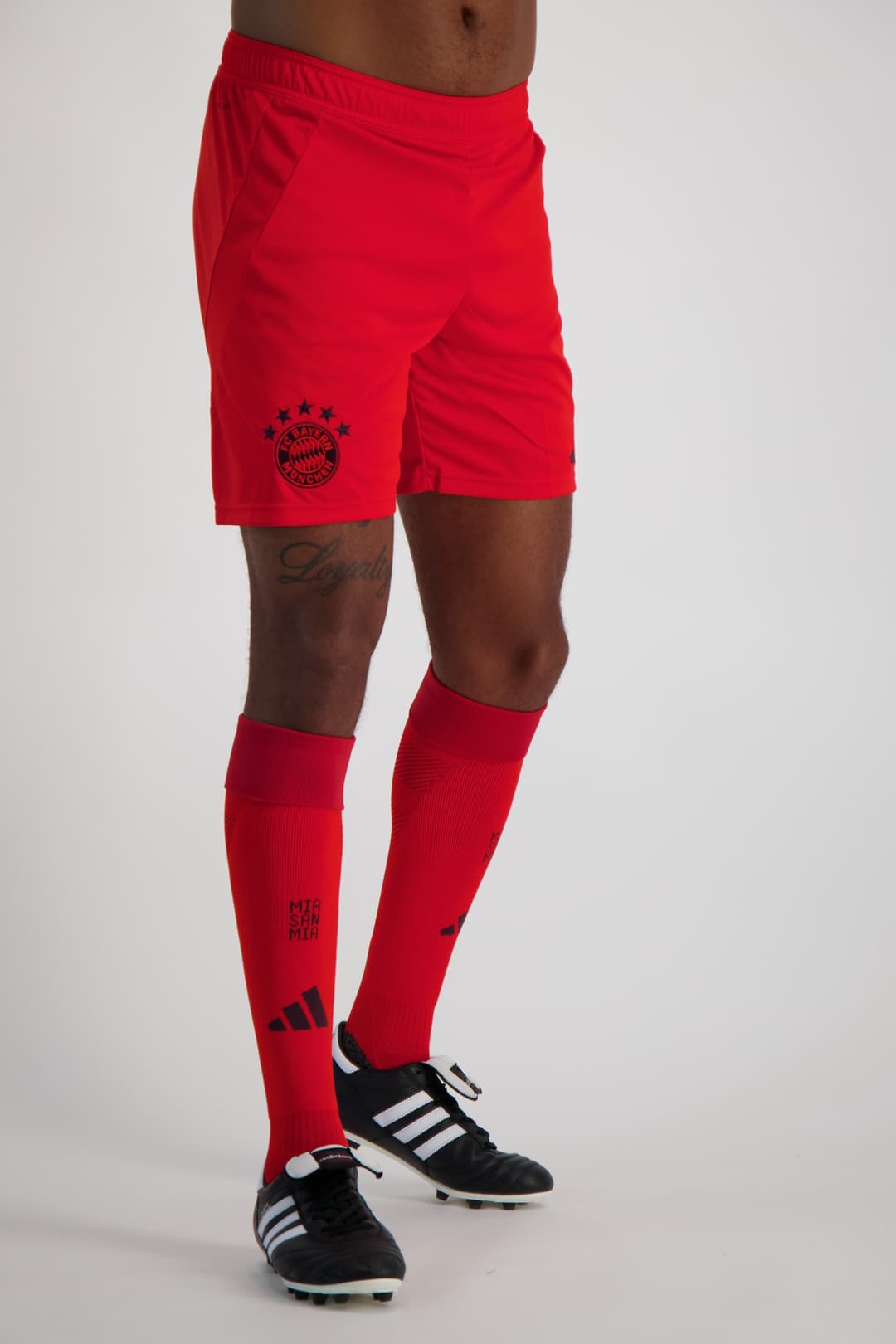 adidas FC Bayern München Home Replica Herren Short 24/25 Rot, Herren, Größe: M