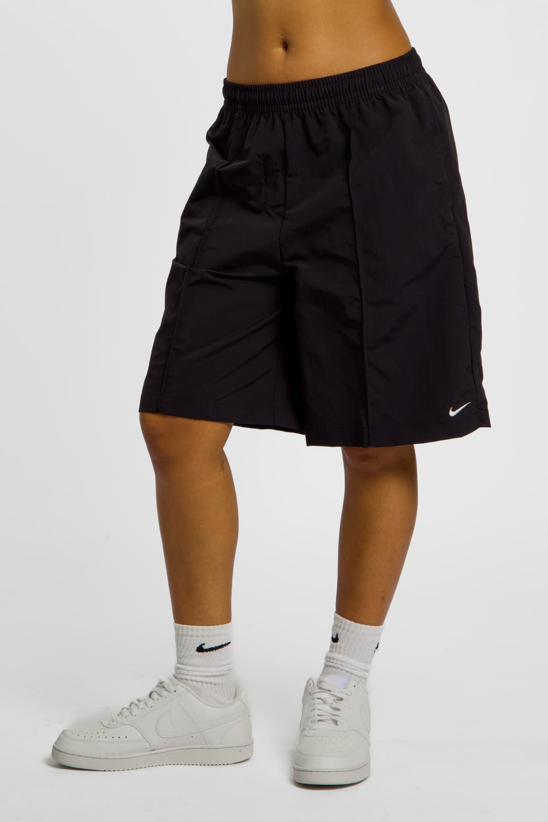 Nike Everything Wovens 9 Inch Damen Short Schwarz, Damen, Größe: S