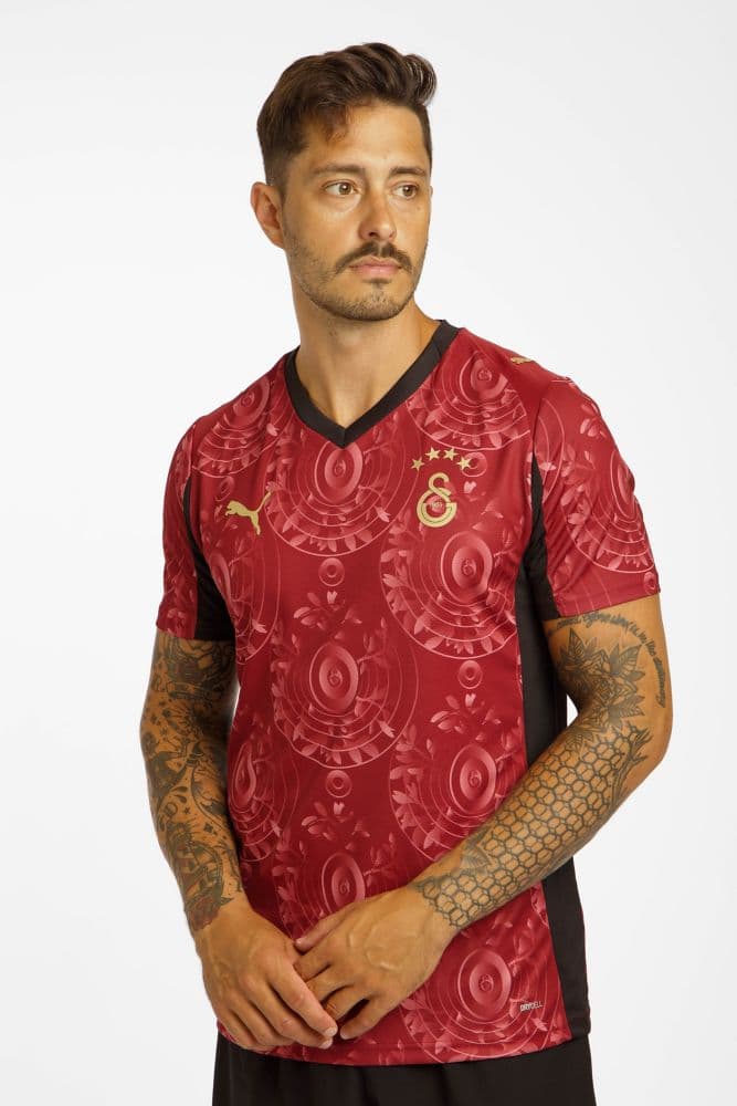 PUMA Galatasaray 3rd Replica Herren Fussballtrikot 25/26 ohne Sponsor Rot, Herren, Größe: L