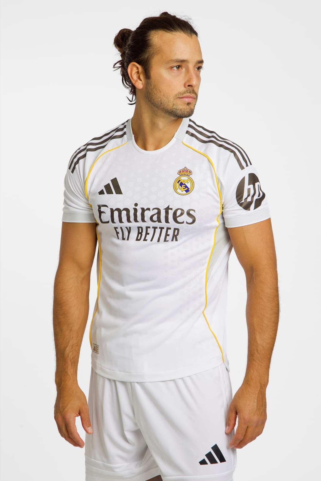 adidas Real Madrid Home Authentic Herren Fussballtrikot 25/26 Weiss, Herren, Größe: XL