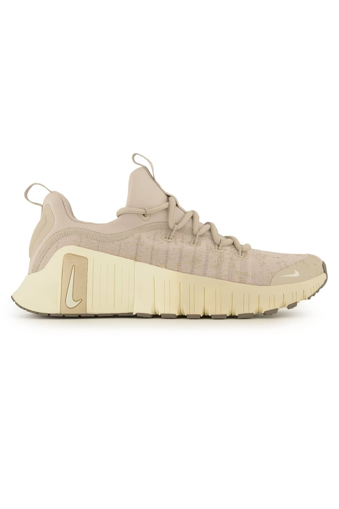 Nike Free Metcon 6 SE Damen Fitnessschuh Beige, Damen, Größe: 11