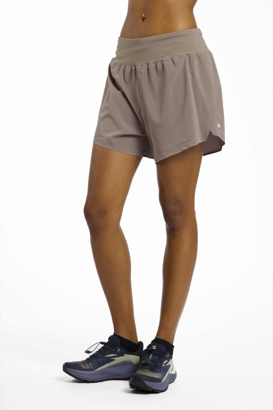 Salomon Sense Aero Stow 4" Damen Short Braun, Damen, Größe: S