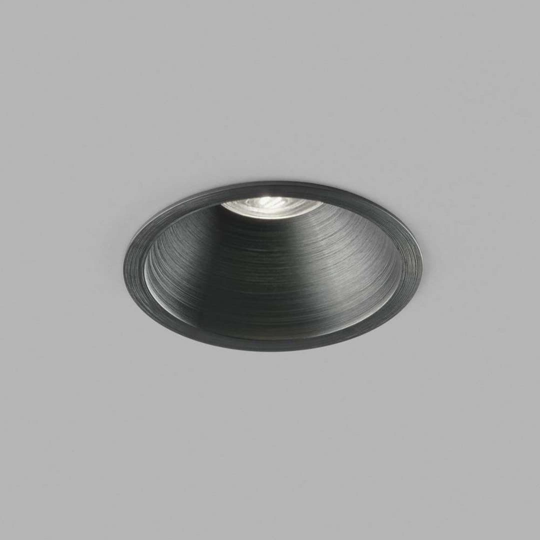 Curve II Einbauspot, schwarz, Ø 9 cm, IP54 - LIGHT-POINT - Wohnzimmer - Aluminium