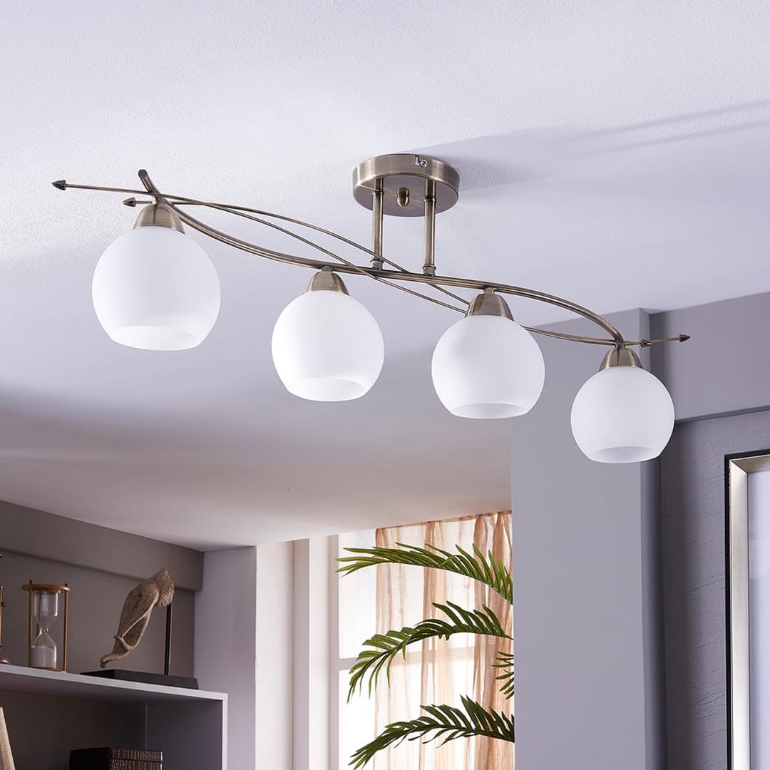 Leanda 4 Deckenleuchte Opal/Antique Brass - Lindby - Wohnzimmer - Modern - Glas - Mehrflammig