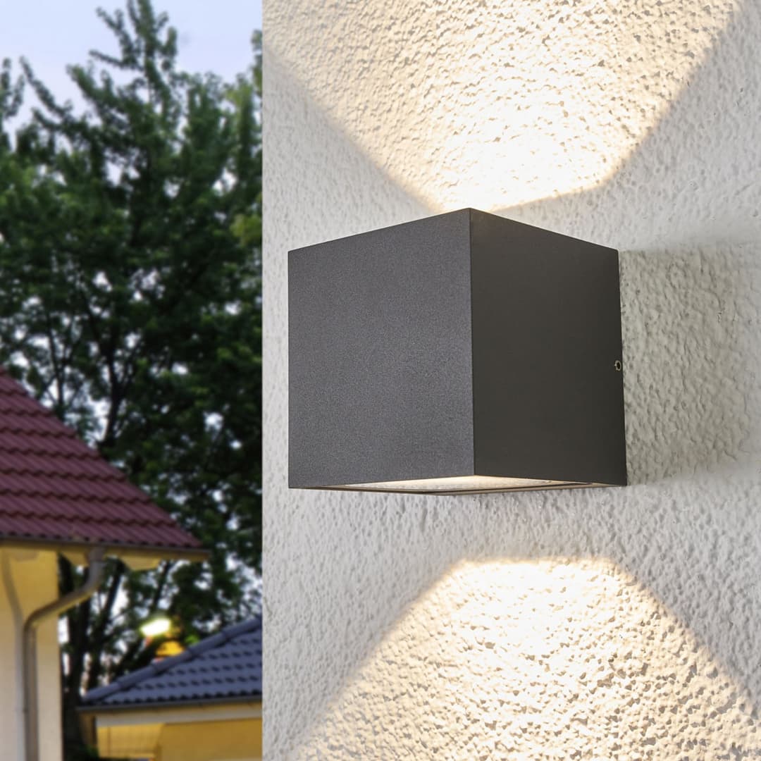 Merjem LED-Außenwandlampe, 10 cm, up/down, IP54 - Lucande - Balkon - Modern - Aluminium - Eckig