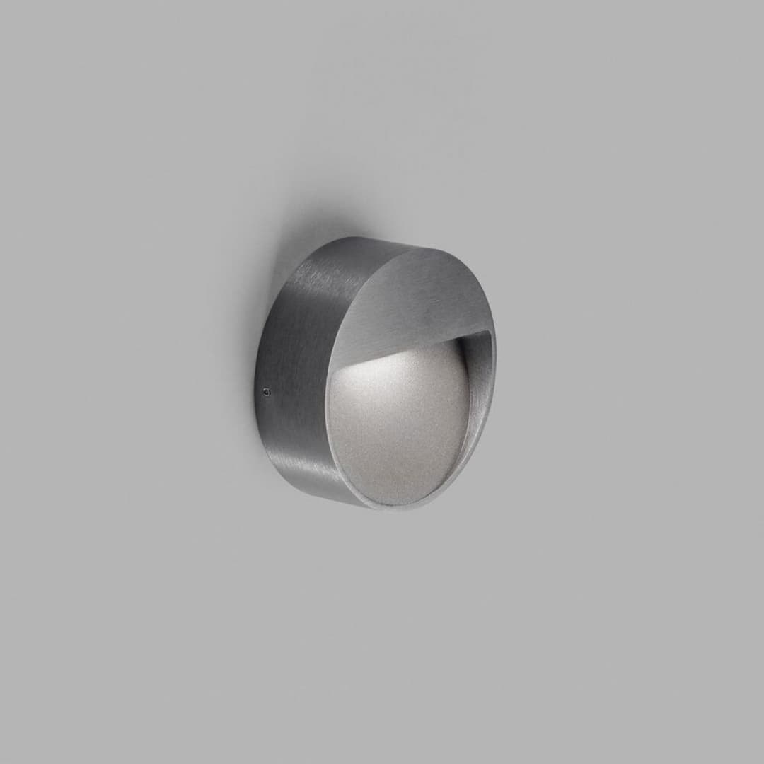 Serious 1 Wandleuchte IP54 2700K Titanium - LIGHT-POINT - Terrasse - Aluminium