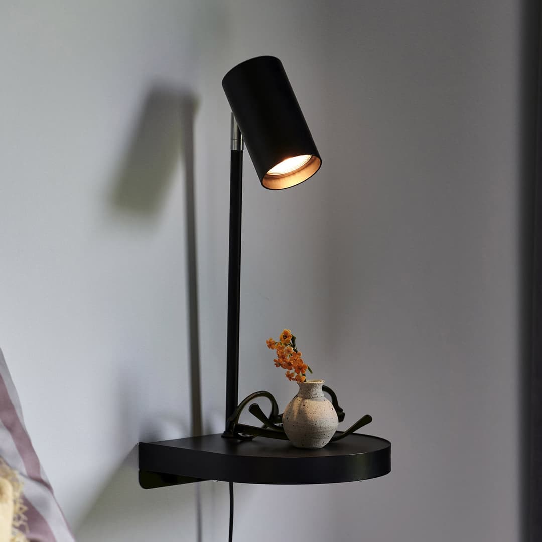 Cody Wandleuchte m/USB-A Port for Charging Black - Nordlux - Schlafzimmer - Modern - Metall - Einflammig