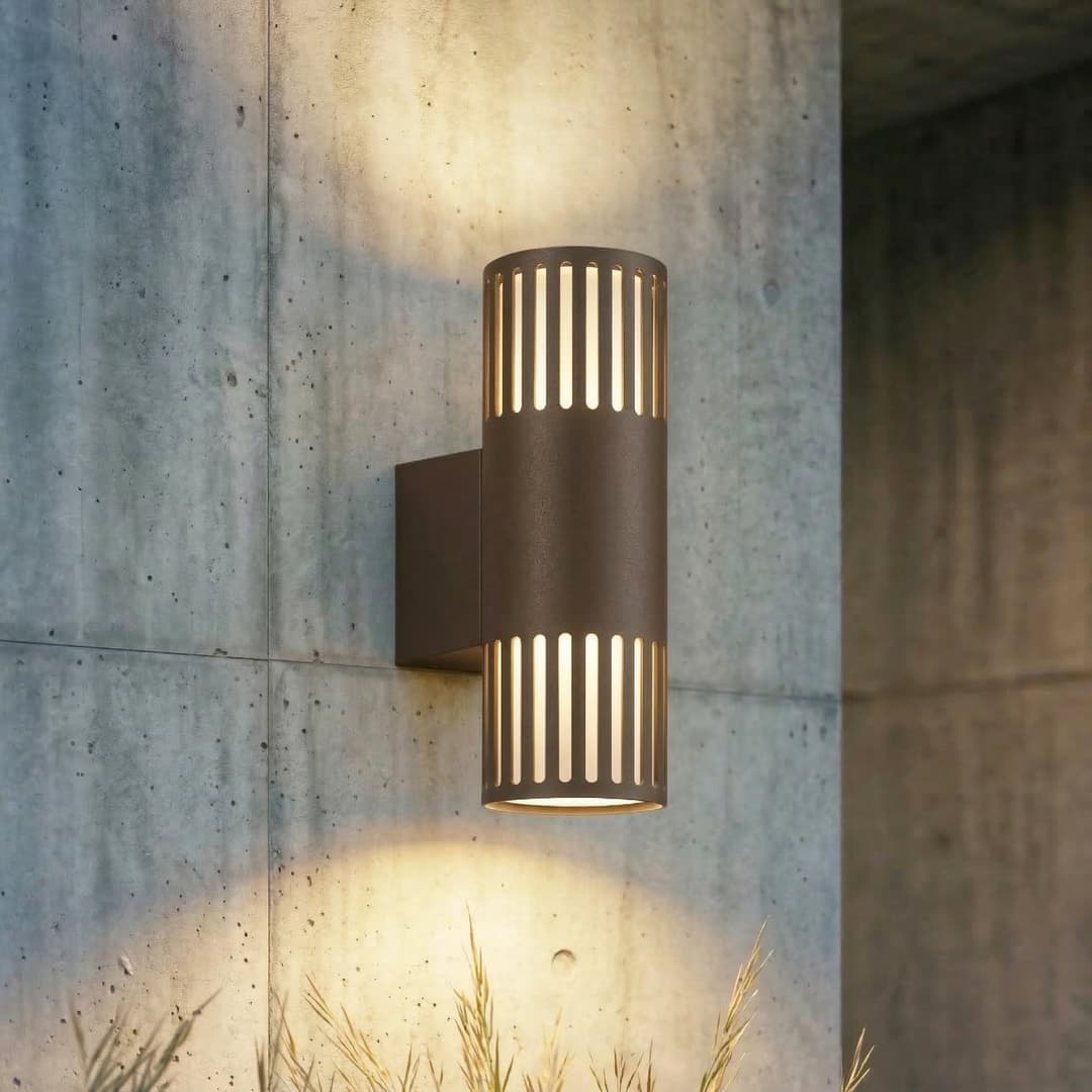 Lurinda Außenwandleuchte, braun, zweiflammig, IP44, Ø 10 cm, E27 - Lindby - Balkon - Modern - Metall - Mehrflammig