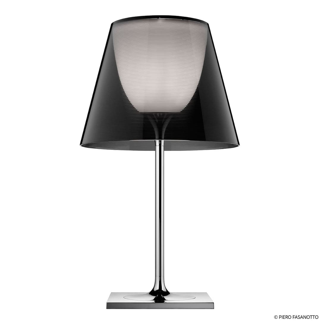 KTribe T2 Tischleuchte Smoke - Flos - Wohnzimmer - Design - Kunststoff - Mit Schirm