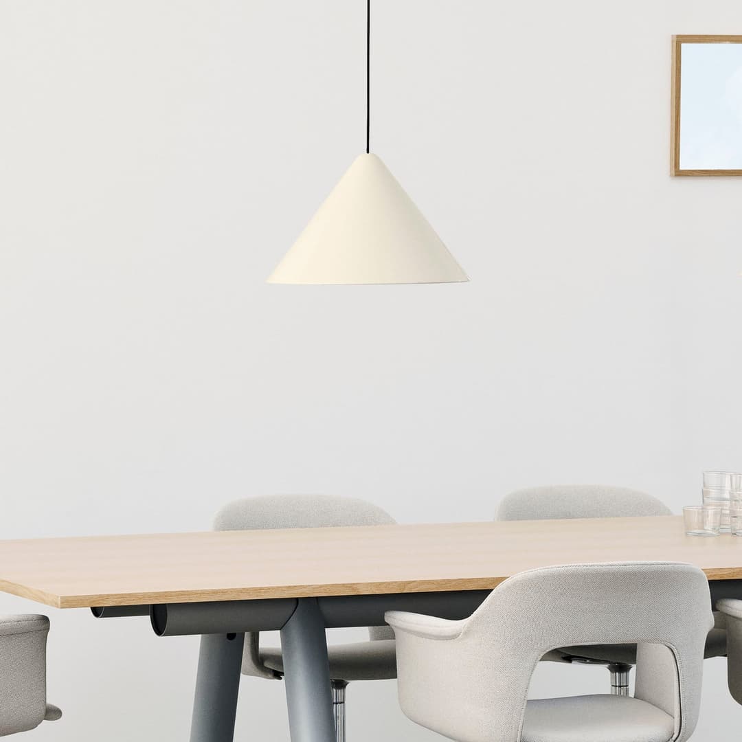 Compass Pendellampe, weiß, Ø 26 cm, GX53 - HAY - Wohnzimmer - Design - Aluminium - Einflammig
