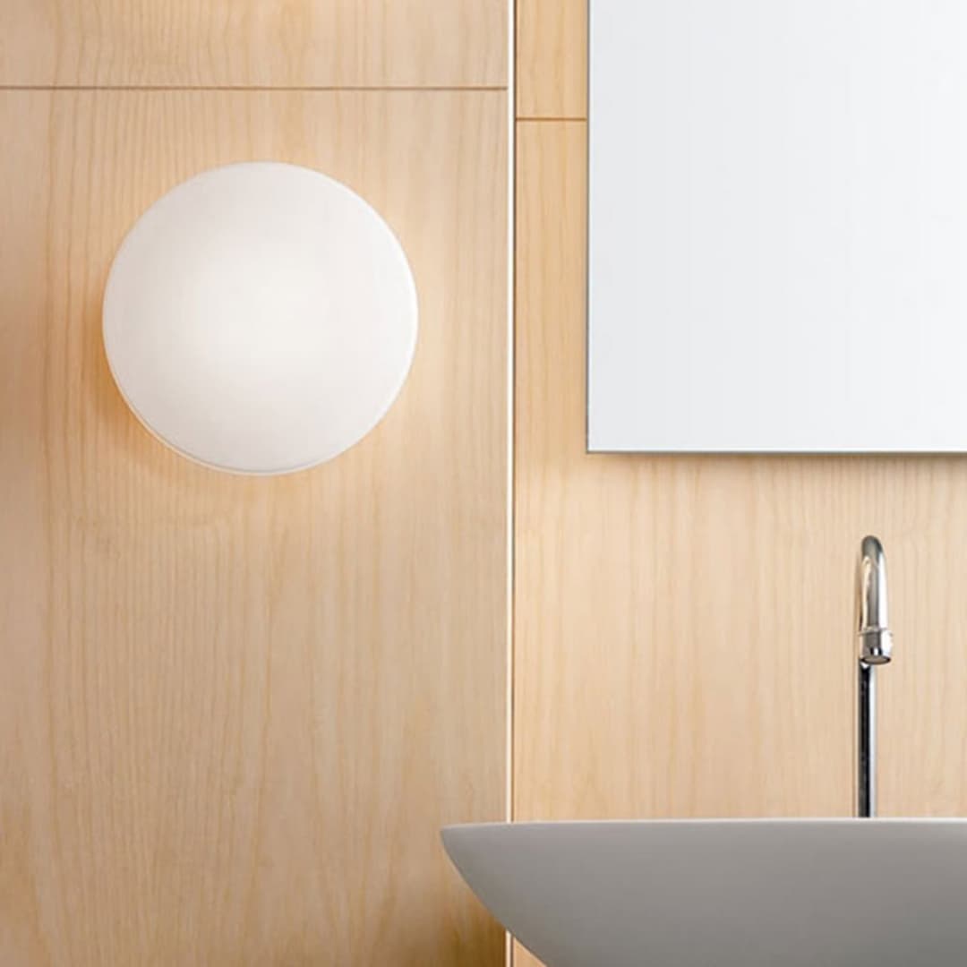 AJ Eklipta Wandlampe, 35 cm - Louis Poulsen - Wohnzimmer - Design - Glas - Rund
