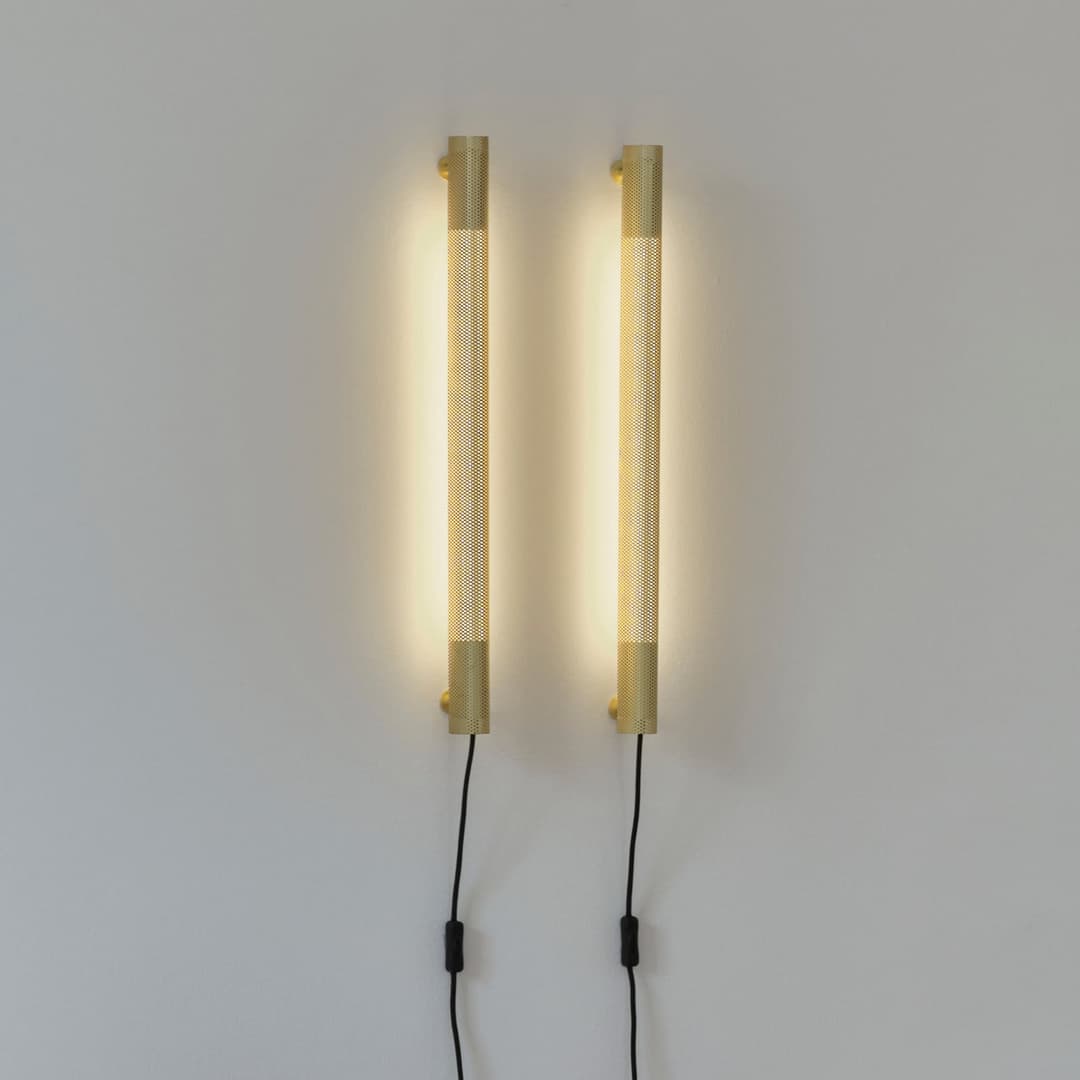 Radent Wandleuchte, messing, Stecker, H. 70 cm, G13 - GEJST - Wohnzimmer - Metall - Einflammig