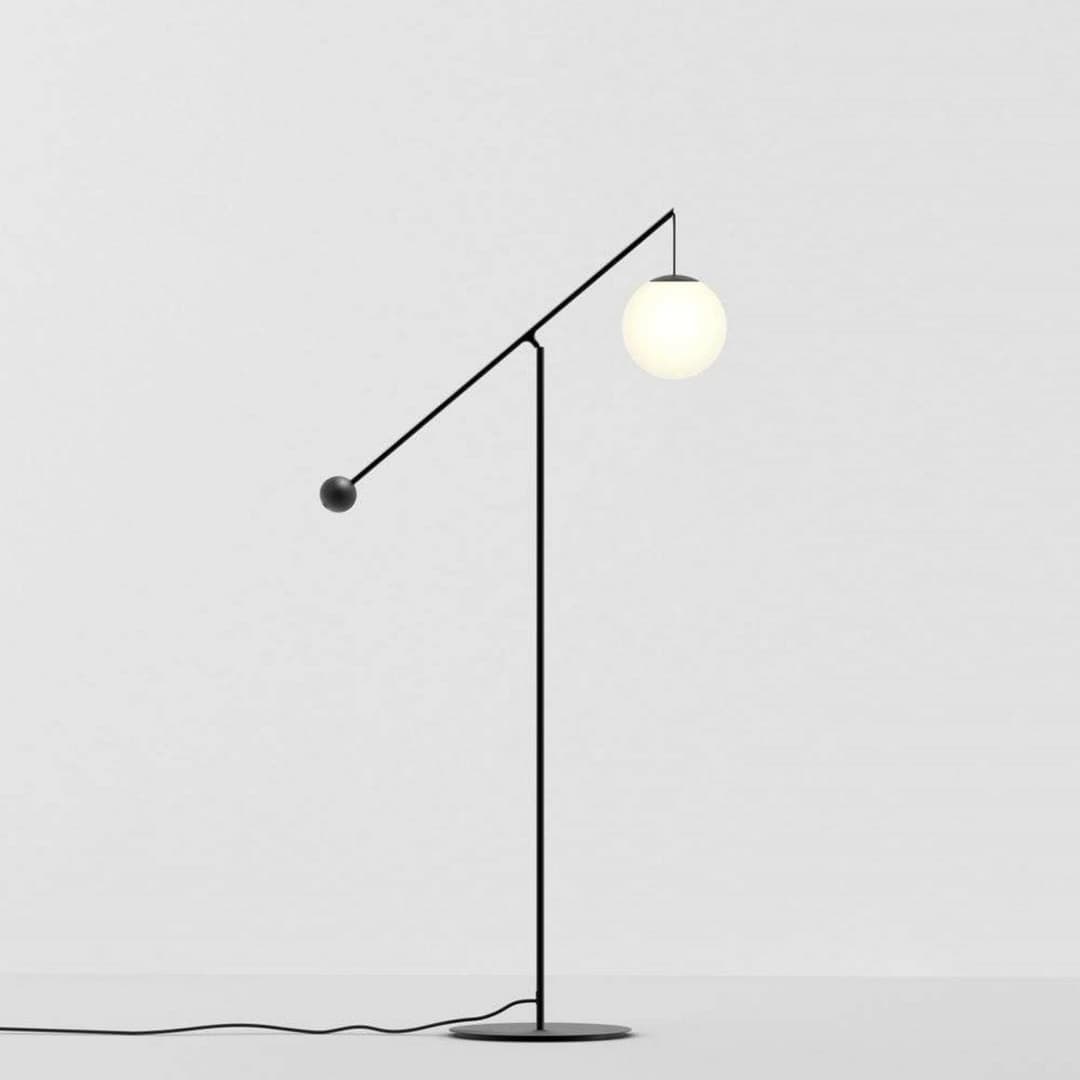 Malamata Stehleuchte Brushed Brass - Luceplan - Wohnzimmer - Metall
