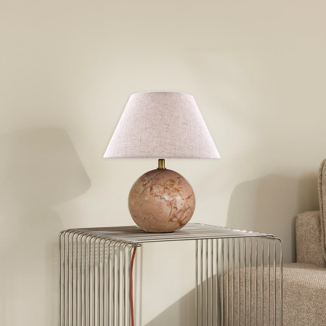 Castello Tischlampe, pink/beige Höhe 28 cm - Globen Lighting - Wohnzimmer - Design - Stoff / Textil - Einflammig