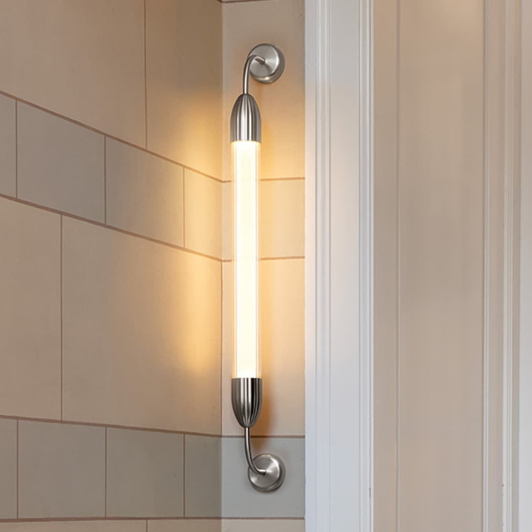 Lemon Squeeze Wandleuchte Einzeln Long Plated Steel - UMAGE - Wohnzimmer - Design - Metall - Einflammig