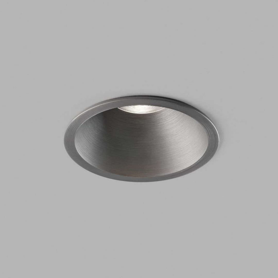 Curve II Einbauspot, Ø 90 cm IP54, CCT, silber - LIGHT-POINT - Wohnzimmer - Aluminium
