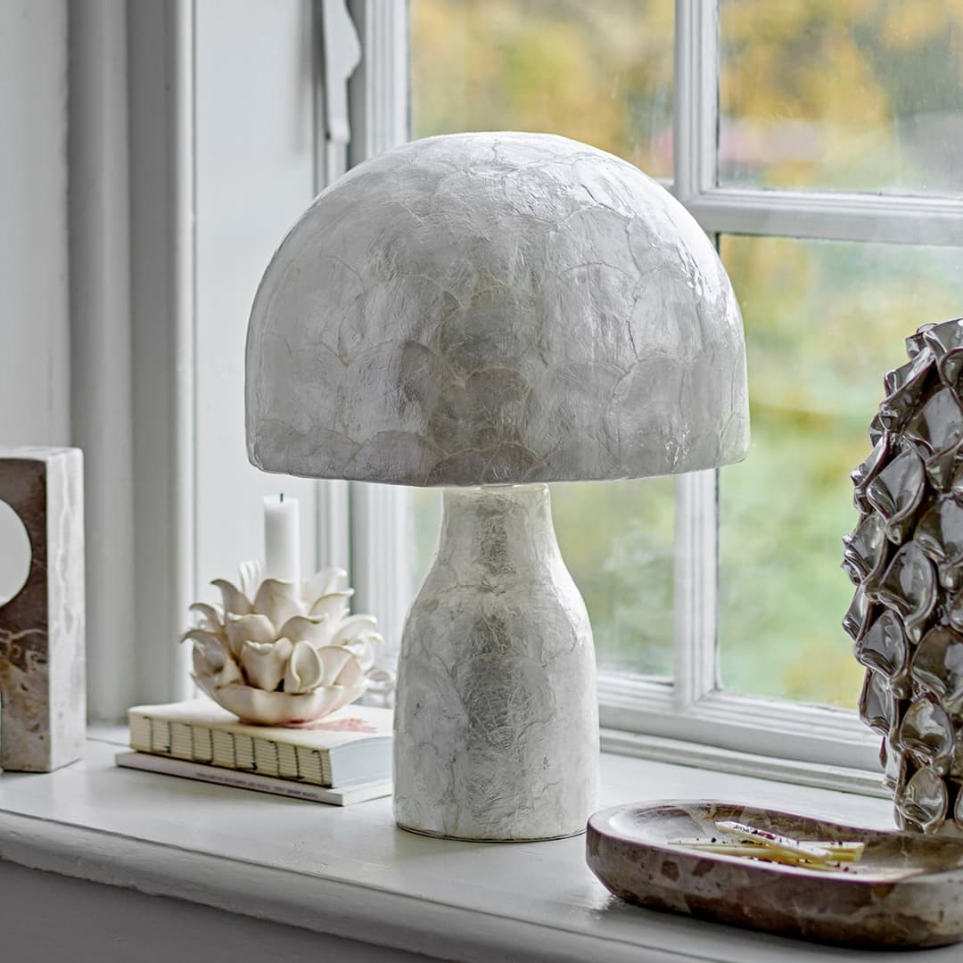 Adria Tischlampe, perlmutt, Höhe 43 cm, E27 - Bloomingville - Wohnzimmer - Einflammig