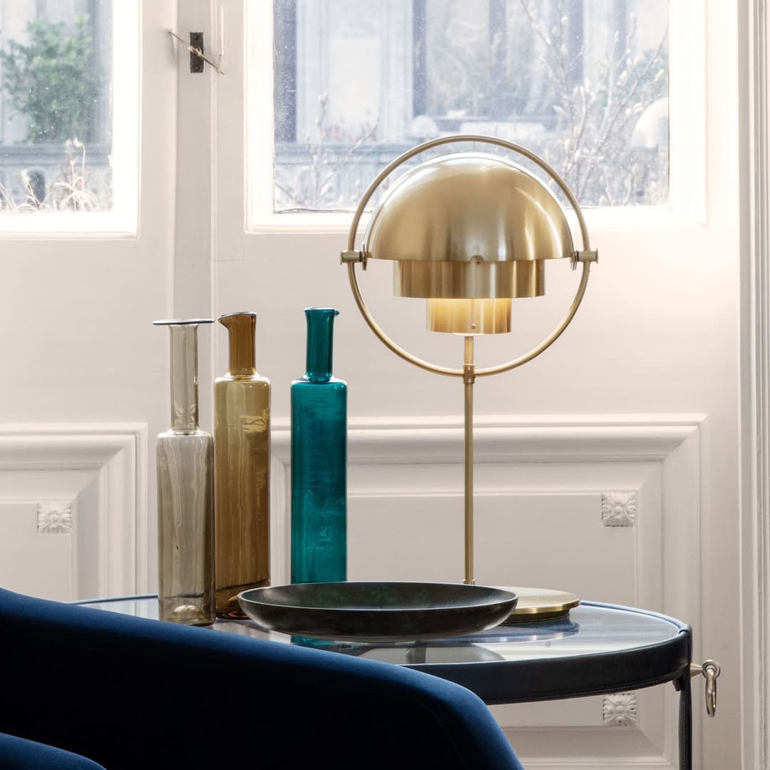 Multi-Lite Tischleuchte All Brass - GUBI - Wohnzimmer - Design - Metall - Mit Schirm