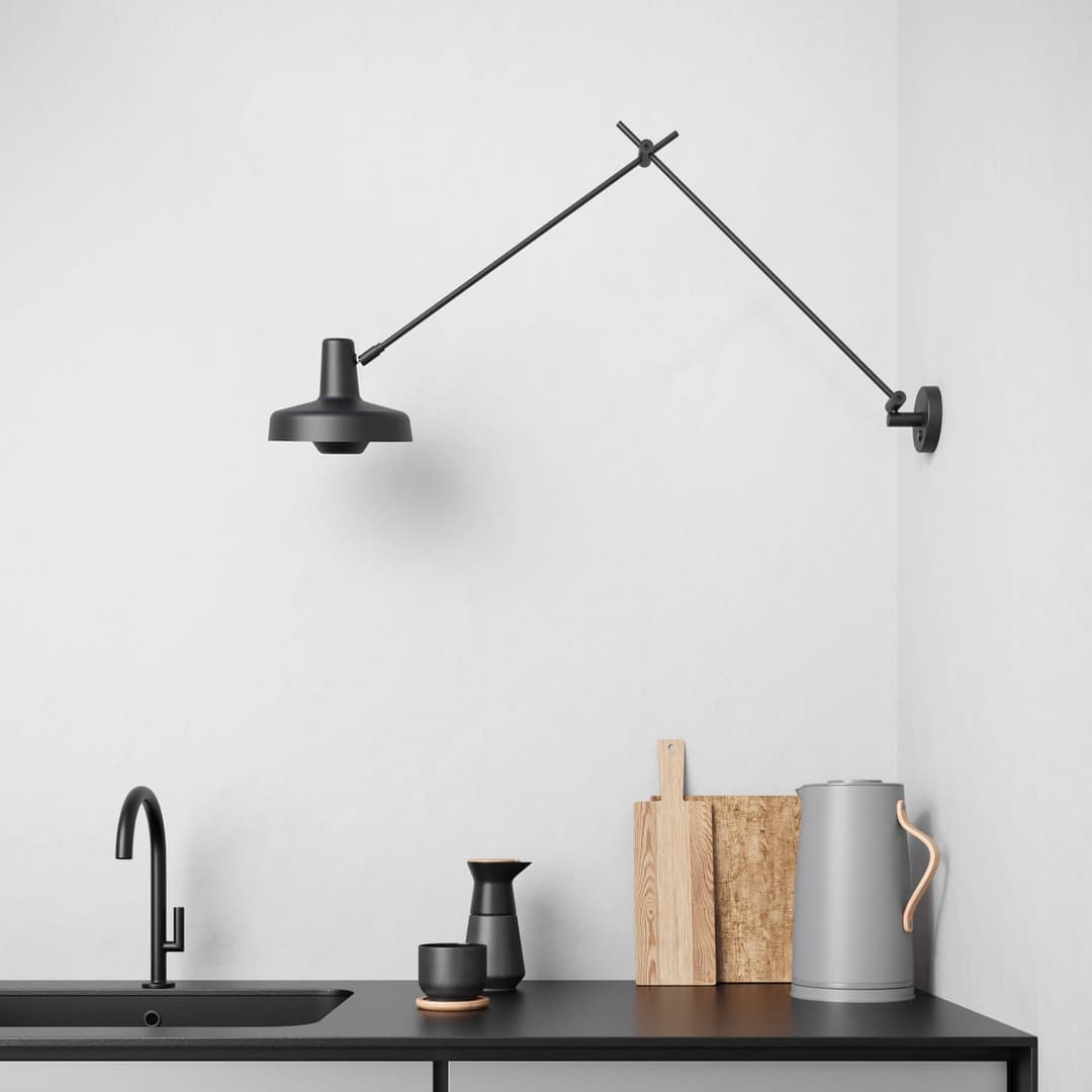 Arigato Wandleuchte Long m/Kabel Schwarz - Grupa - Arbeitszimmer / Büro - Metall - Rund