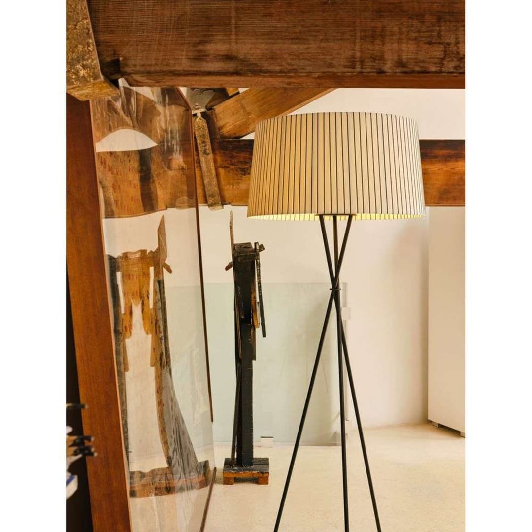 Trípode G5 Stehleuchte, creme/schwarz - Santa & Cole - Wohnzimmer - Metall