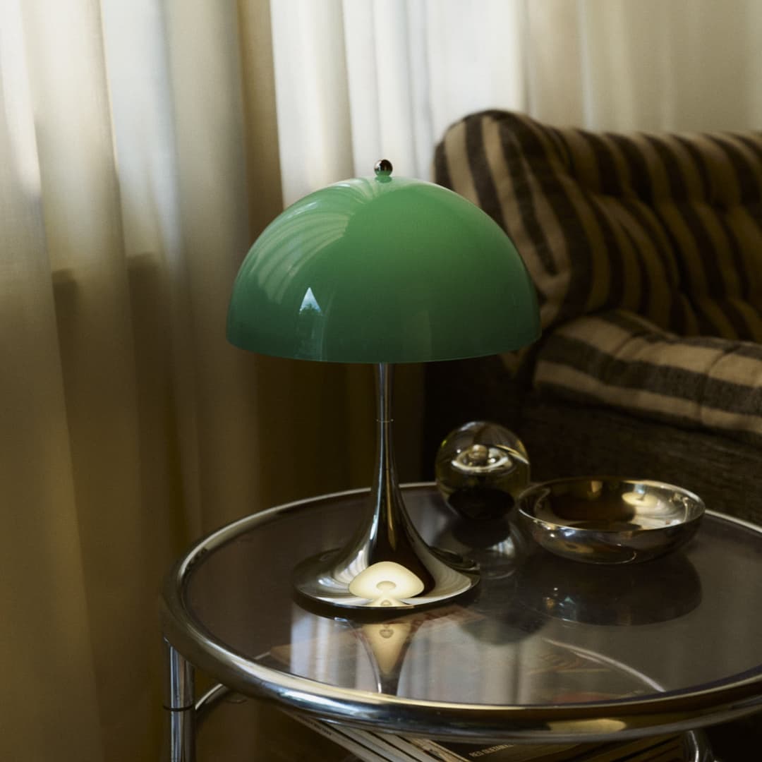 Panthella 250 Portable Original, opal-grün - Louis Poulsen - Terrasse - Design - Kunststoff - Rund