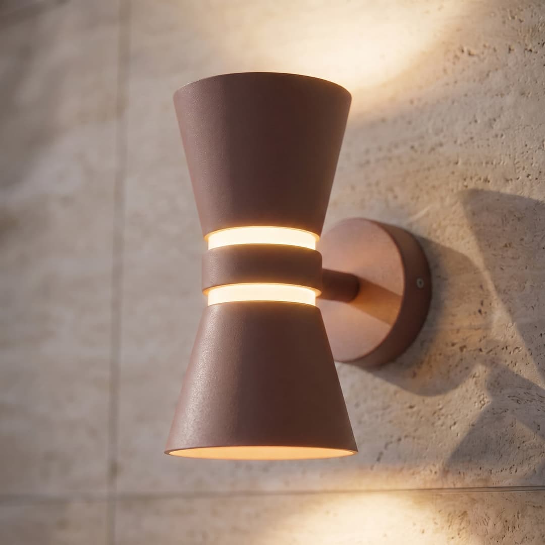 Meravi LED-Außenwandleuchte, zweiflammig, IP44, braun, Aluminium - Lucande - Modern - Mehrflammig