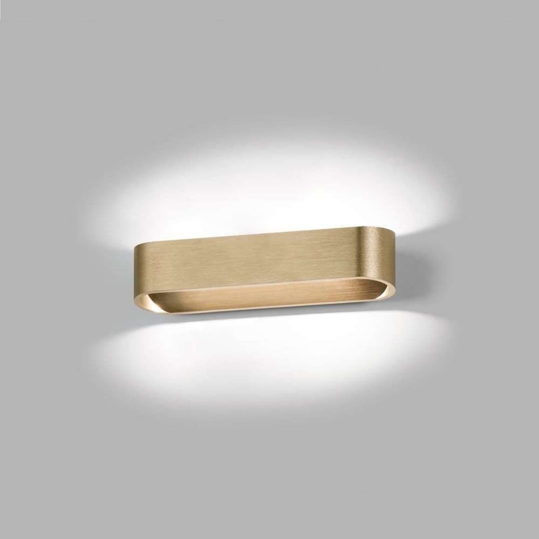 Aura W2 Wandleuchte 2700/3000K Brass - LIGHT-POINT - Wohnzimmer - Aluminium