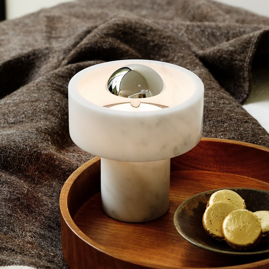 Stone Portable Tischleuchte Silver - Tom Dixon - Wohnzimmer - Design - Marmor - Mit Schirm