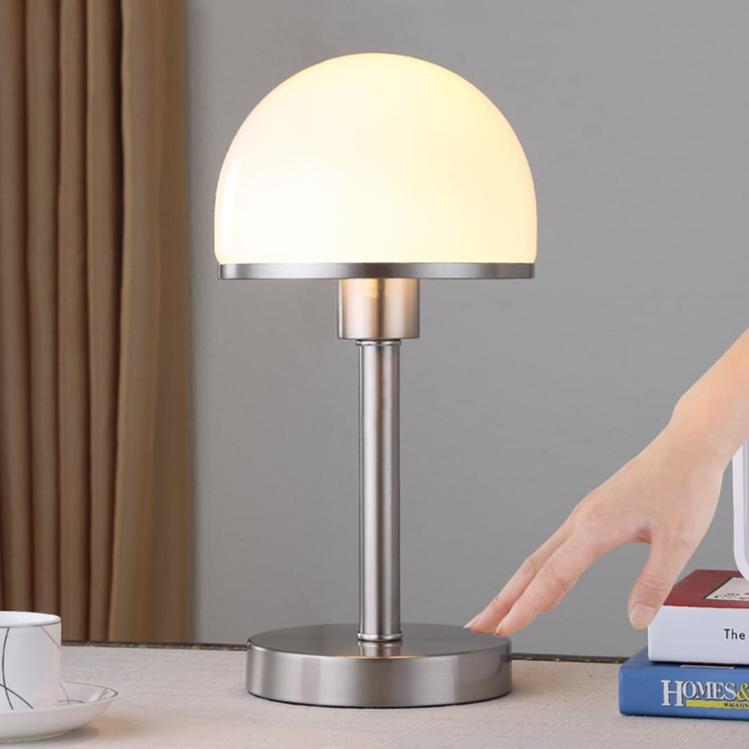 Jolie Tischleuchte Opal/Nickel - Lindby - Schlafzimmer - Modern - Metall - Mit Schirm