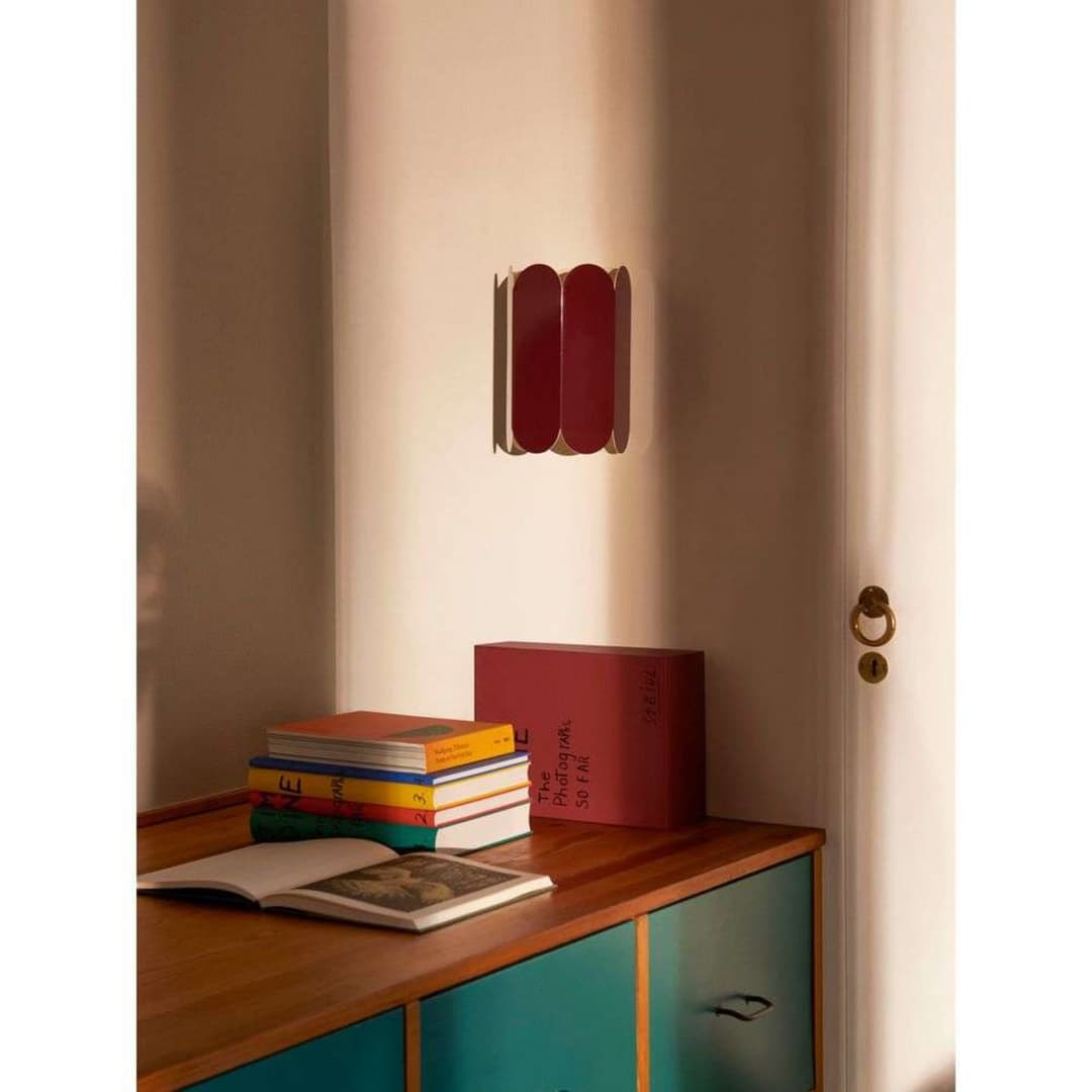 Arcs Sconce Wandleuchte Hardwired, rot - HAY - Wohnzimmer - Metall