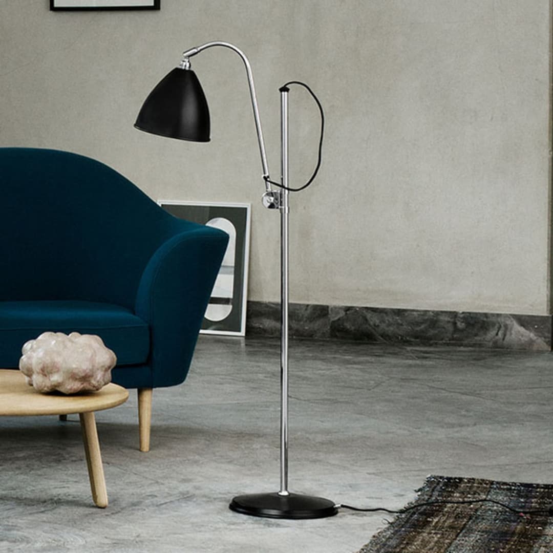 Bestlite BL3 Stehleuchte Ø16 Chrom/Schwarz - GUBI - Wohnzimmer - Design - Metall - Mit Schirm