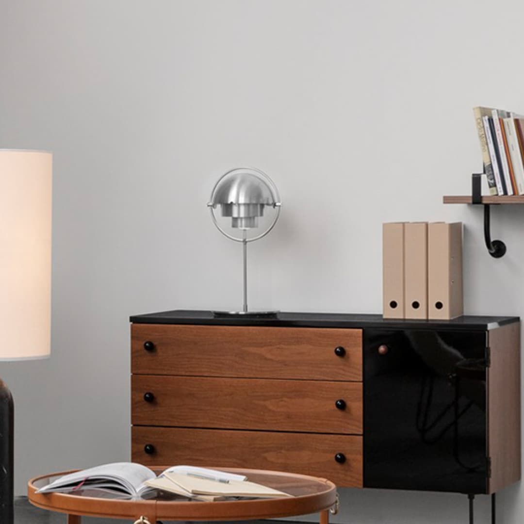 Multi-Lite Tischleuchte All Chrome - GUBI - Wohnzimmer - Design - Metall - Mit Schirm