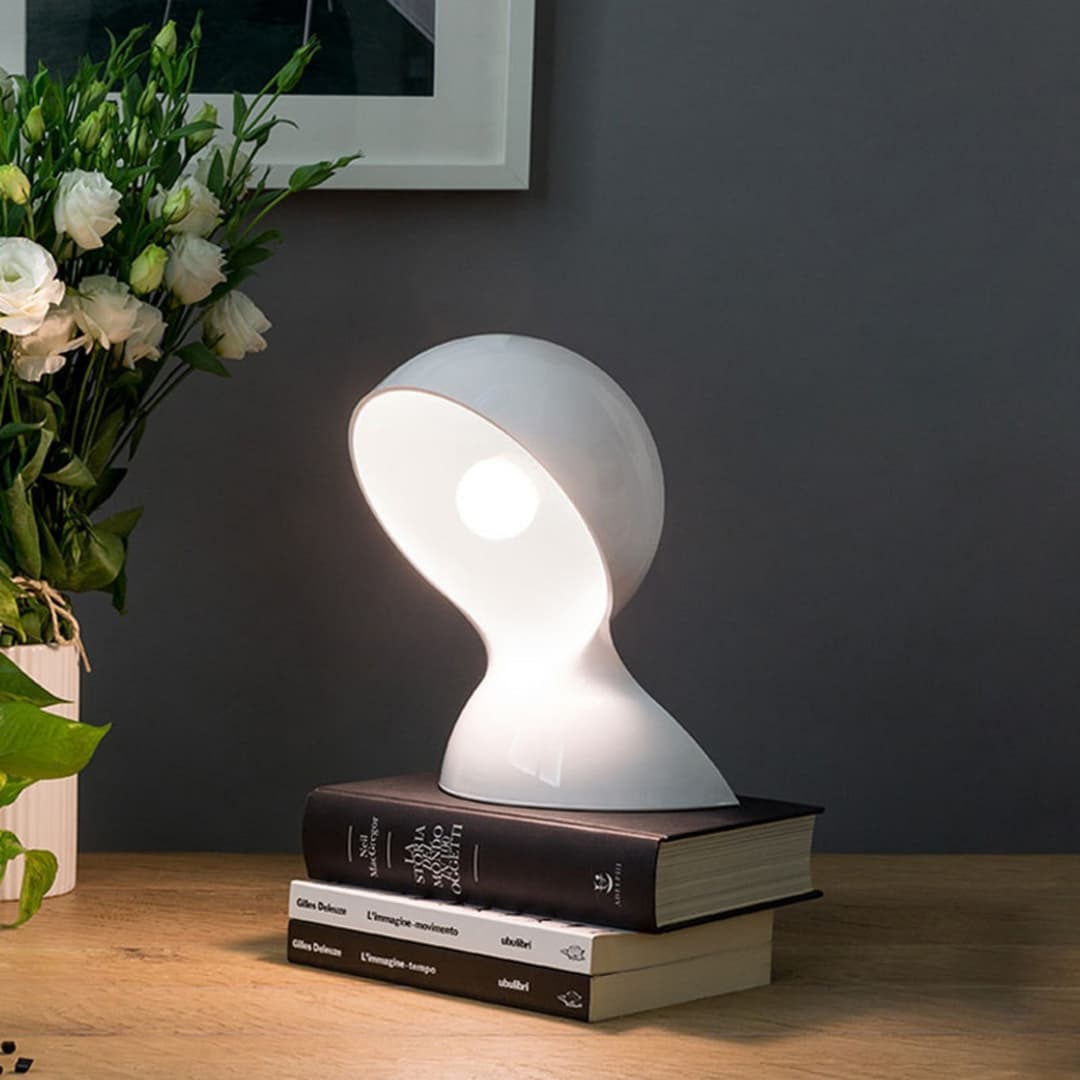 Dalù Tischleuchte, weiß, Höhe 26 cm, E14 - Artemide - Wohnzimmer - Design - Kunststoff - Einflammig
