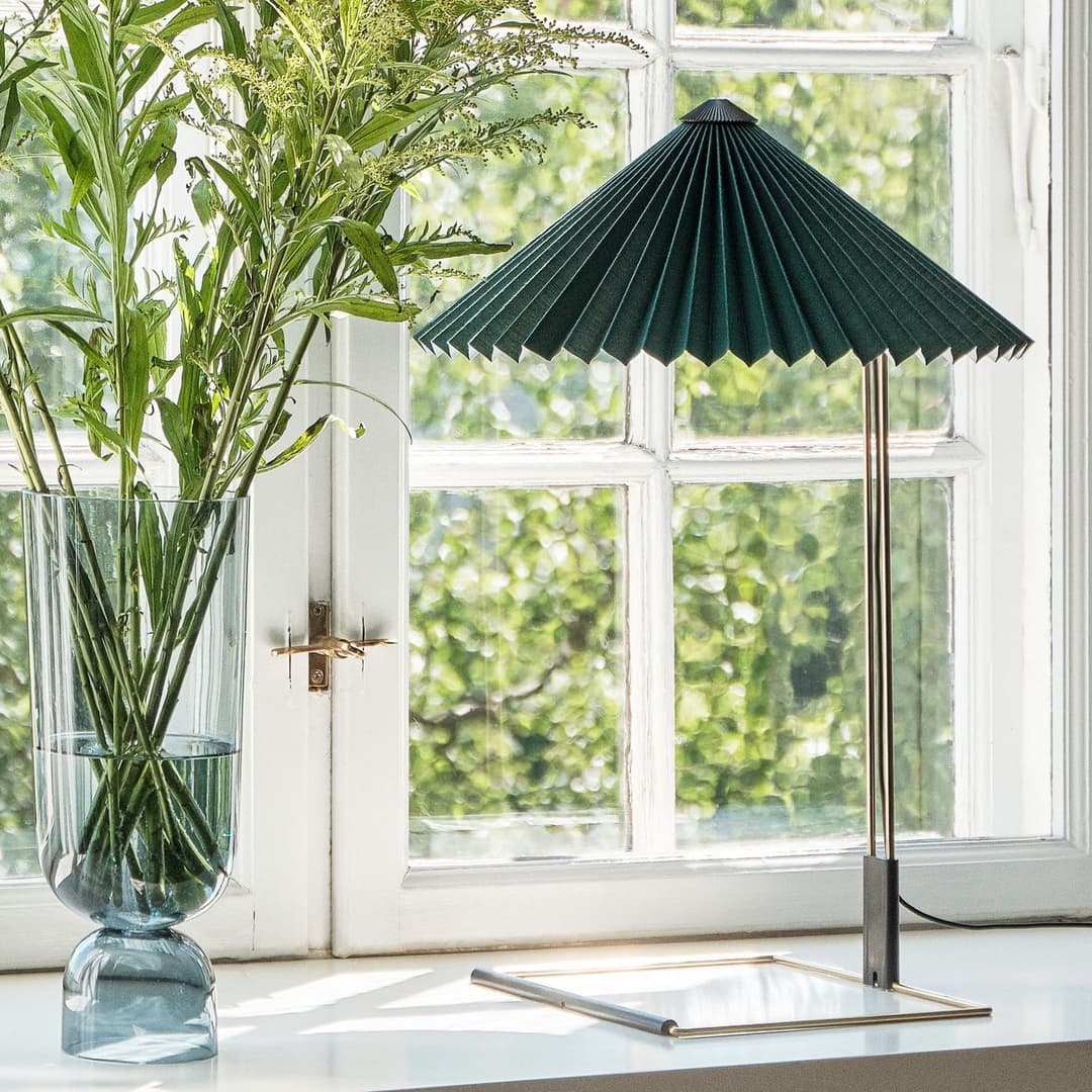 Matin Tischleuchte L Green - HAY Matin 380 - Wohnzimmer - Design - Metall - Mit Schirm