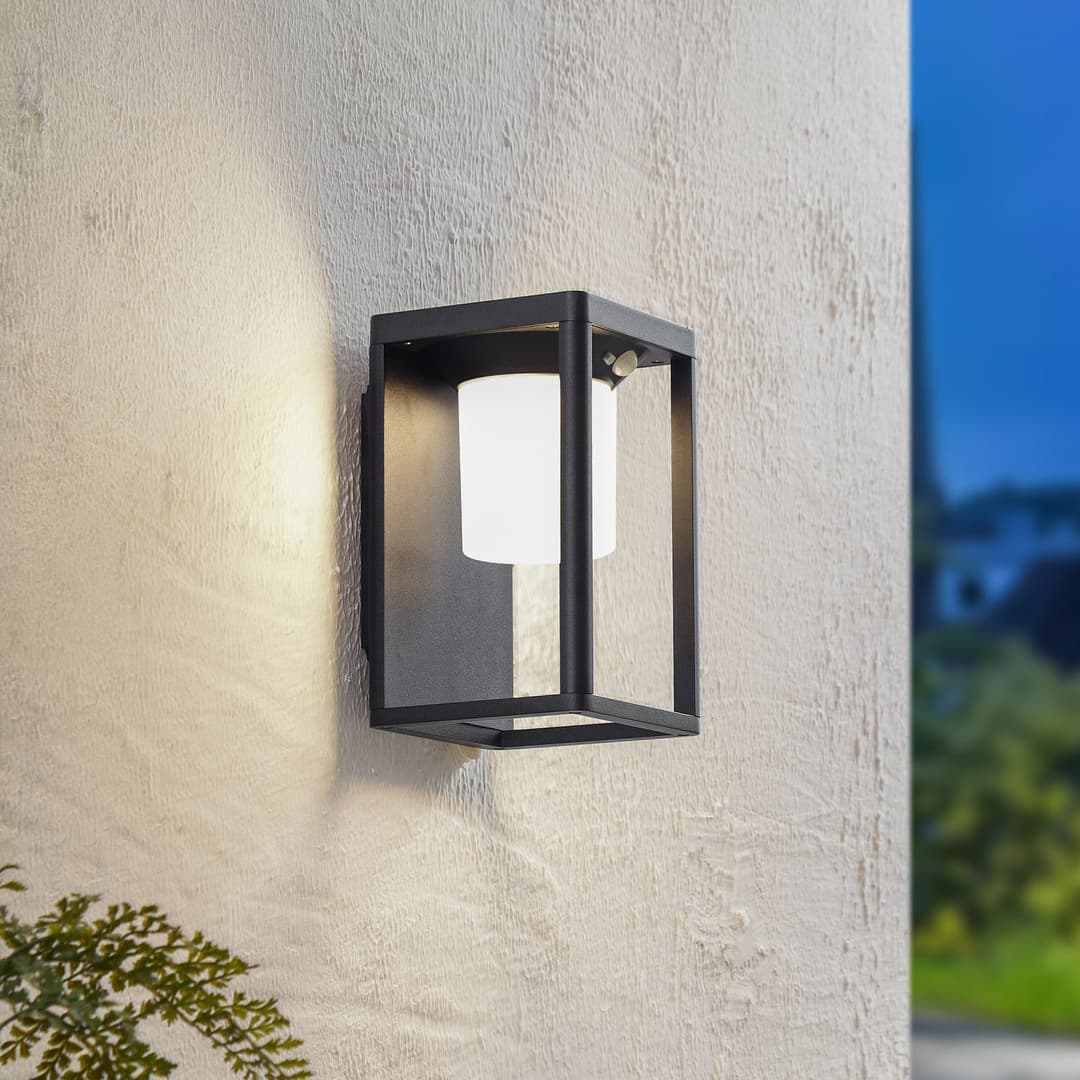 Tilena Solarzelle Wandleuchte W/Sensor Schwarz - Lucande - Balkon - Modern - Aluminium - Bündig