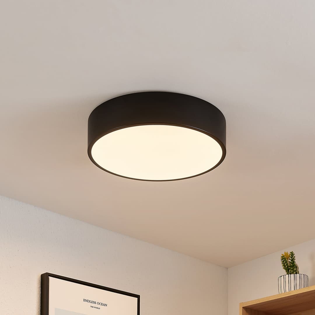 Simera LED Deckenleuchte Matt Black/White - Lindby - Wohnzimmer - Modern - Kunststoff - Rund