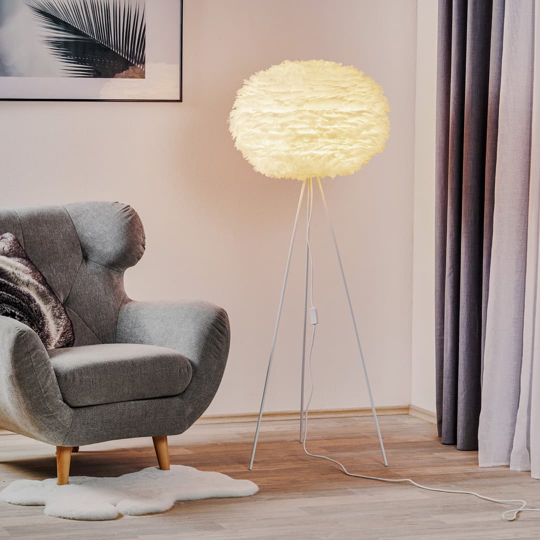 Eos Stehleuchte Large Weiß - UMAGE - Wohnzimmer - Design - Metall - Mit Schirm