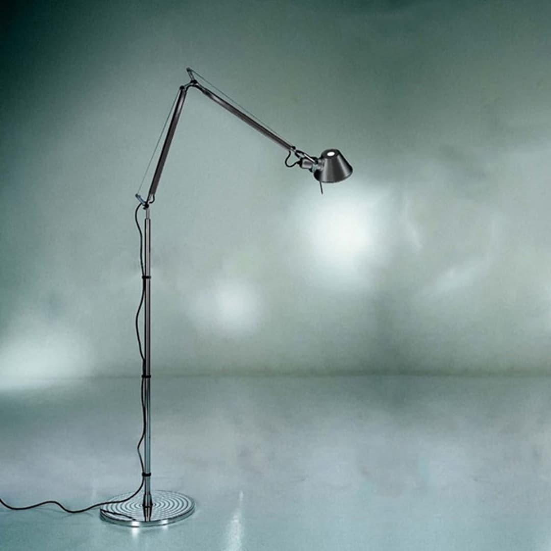 Tolomeo Stehleuchte Schwarz - Artemide - Wohnzimmer - Aluminium