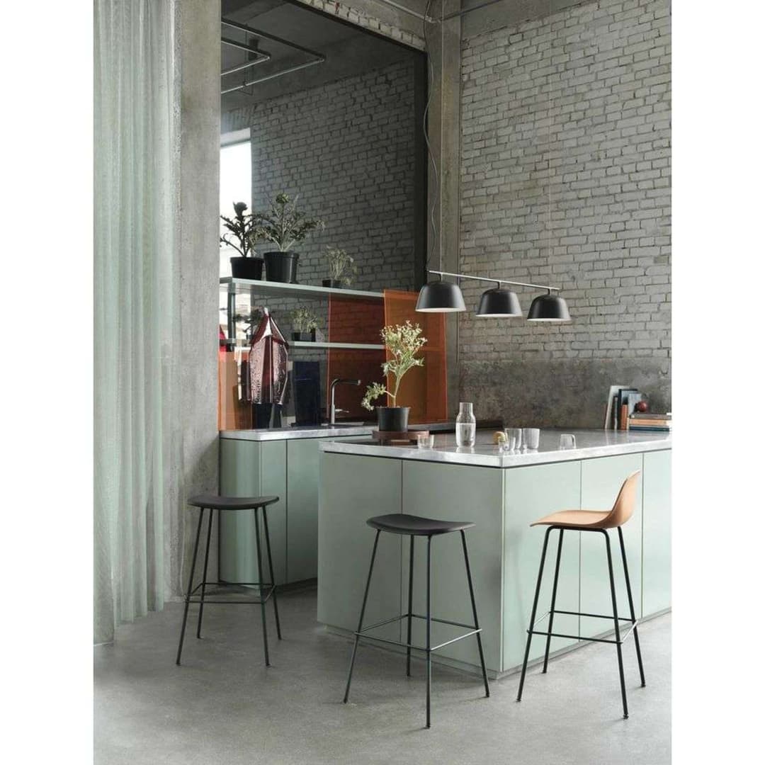 Ambit Rail Pendelleuchte Dusty Green - Muuto - Küche - Aluminium