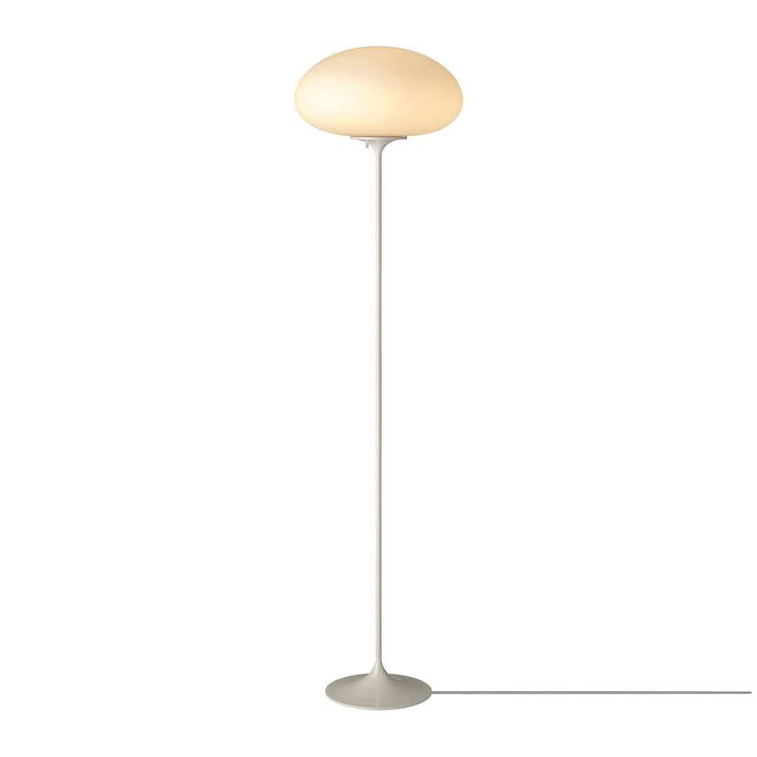 Stemlite Stehleuchte, kieselgrau, Höhe 150 cm, dim - GUBI - Wohnzimmer - Design - Metall - Einflammig