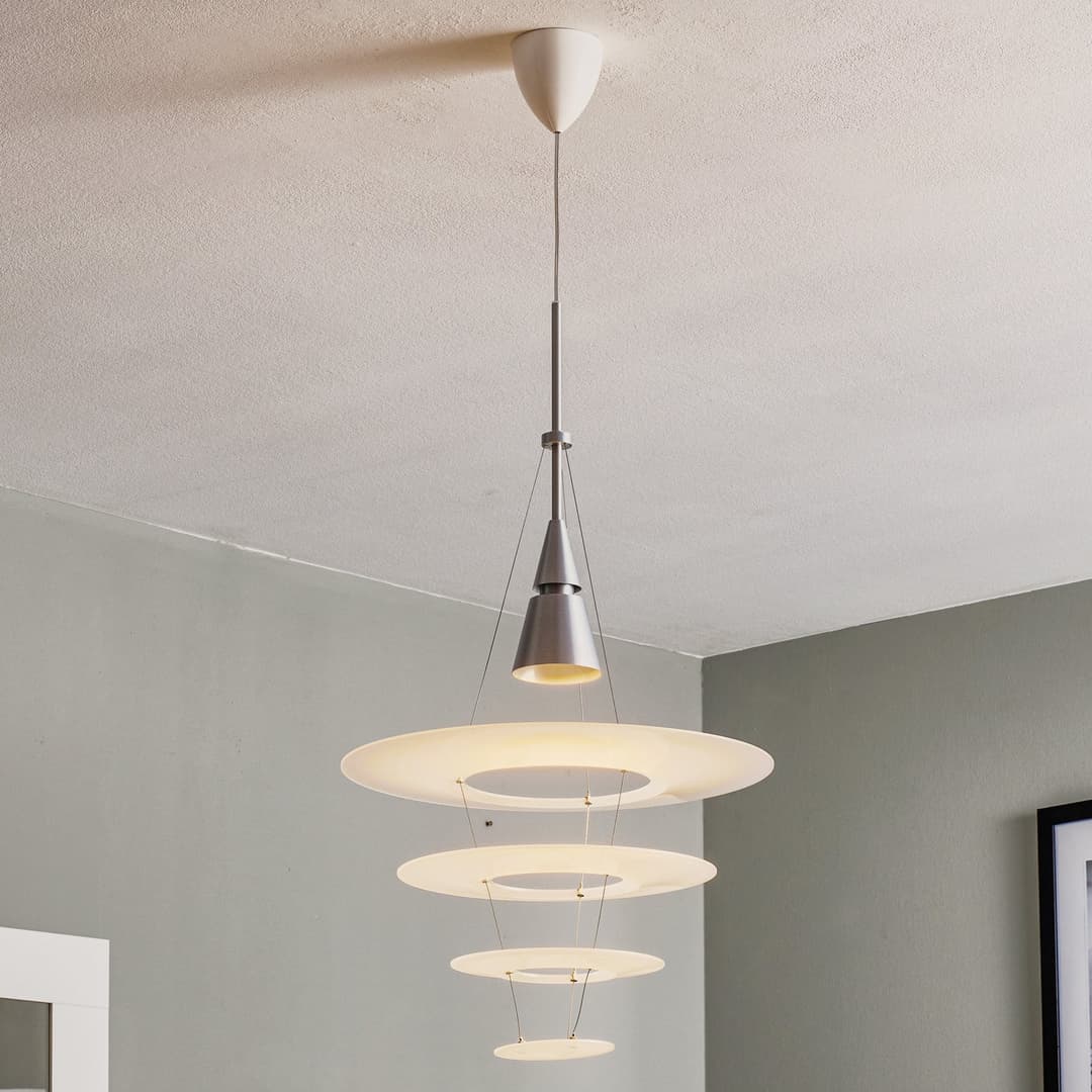 Enigma 425 Pendelleuchte Brushed Alu - Louis Poulsen - Wohnzimmer - Design - Metall - Einflammig