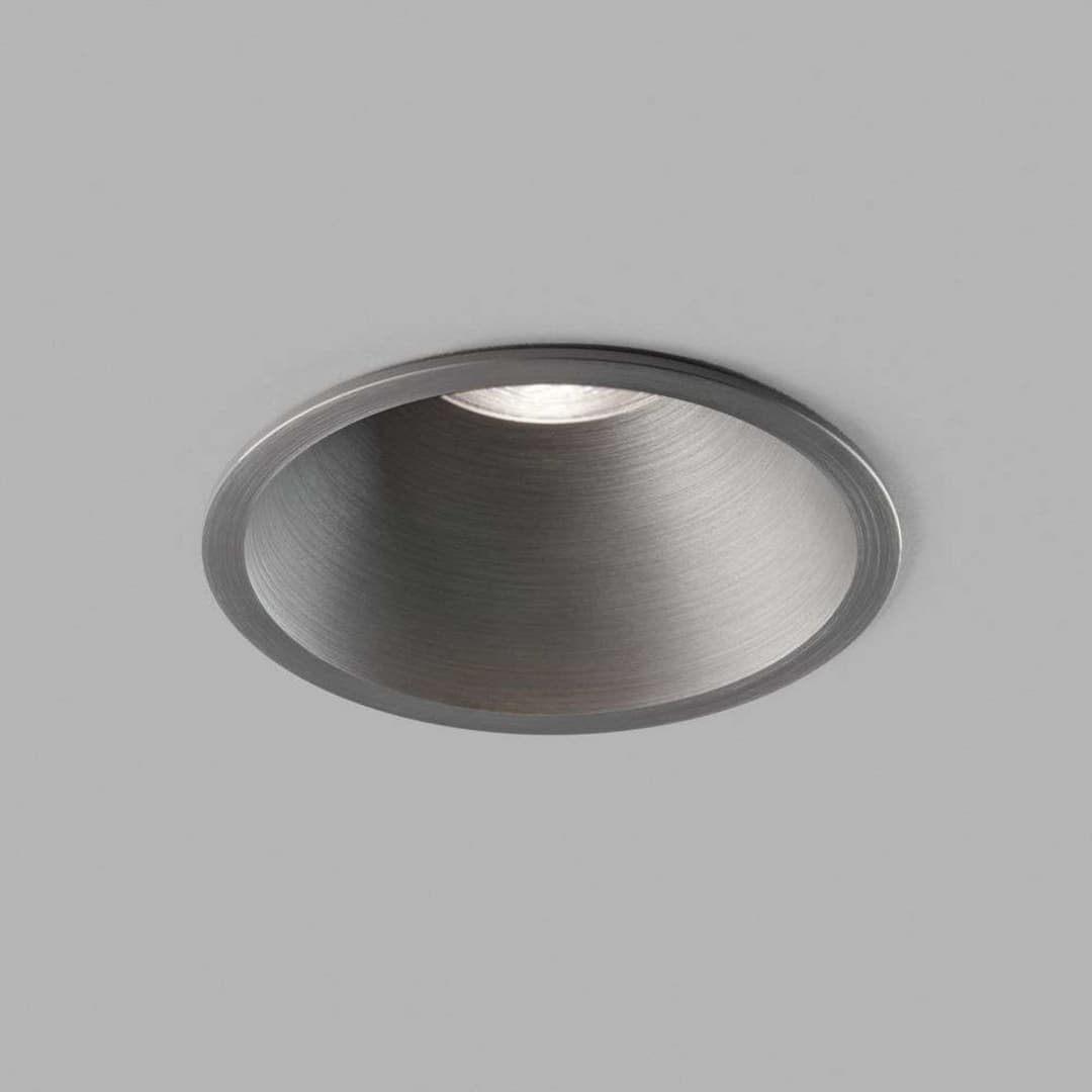 Curve II Einbauspot Ø 110 cm IP54, CCT, silber - LIGHT-POINT - Wohnzimmer - Aluminium