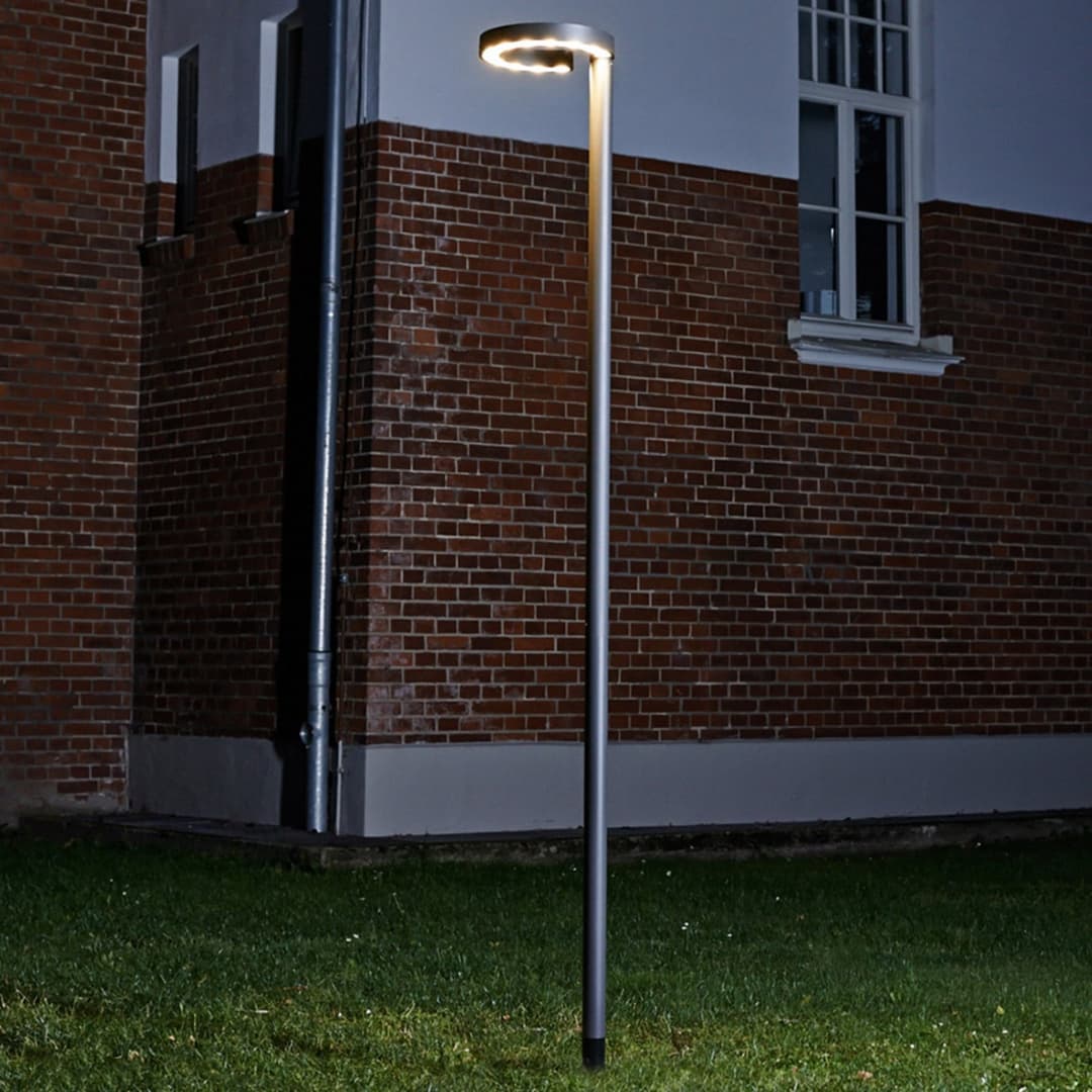 Jannis Außen Gartenleuchte Graphite - Lucande - Modern - Metall - Einflammig