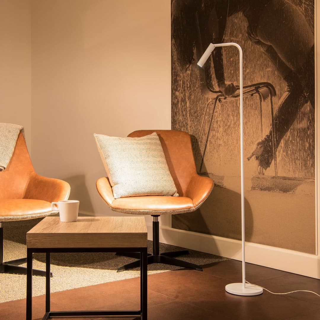 Karpo Stehleuchte White - SLV - Arbeitszimmer / Büro - Modern - Metall - Mit Schirm