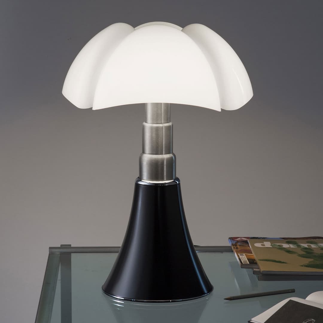 Pipistrello Med LED-Tischlampe braun, dim. - Martinelli Luce - Wohnzimmer - Design - Metall - Mit Schirm