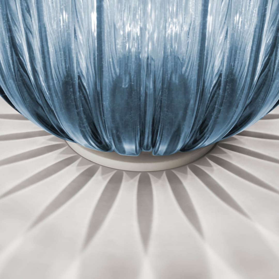 Plass Medium Tischleuchte m/Dimmer Hell Blau - Foscarini - Wohnzimmer - Kunststoff